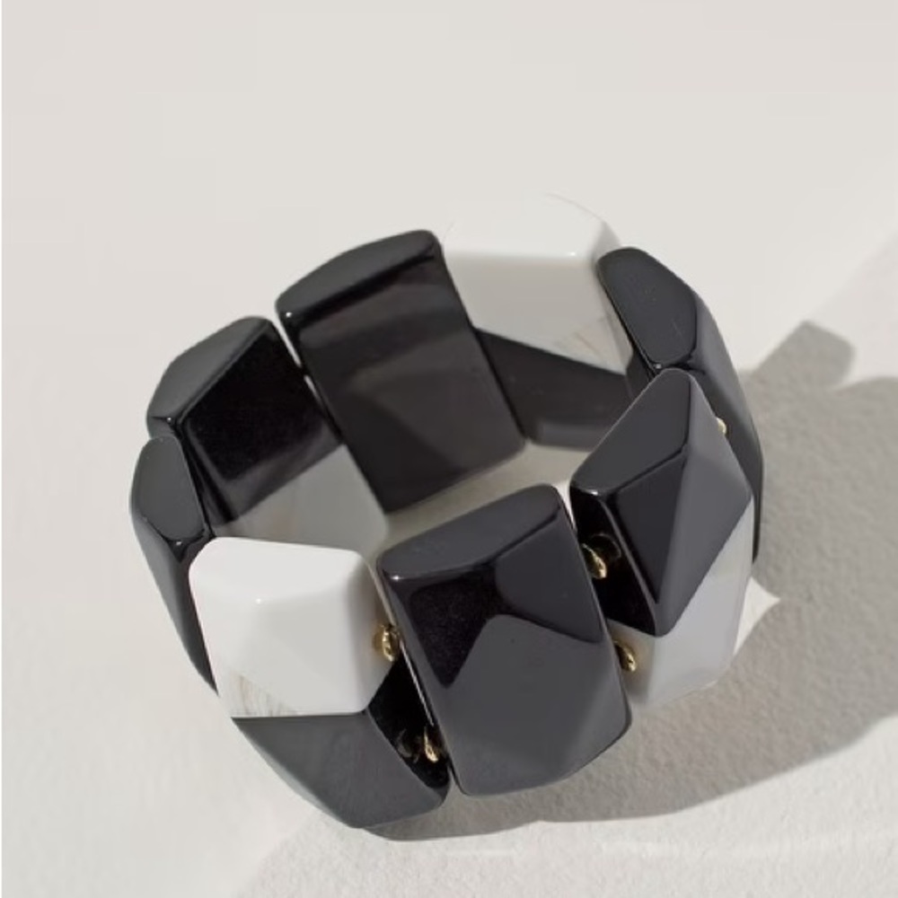 NWT Chico’s Black and White Chunky Stretch Bracelet Statement Mod Deco